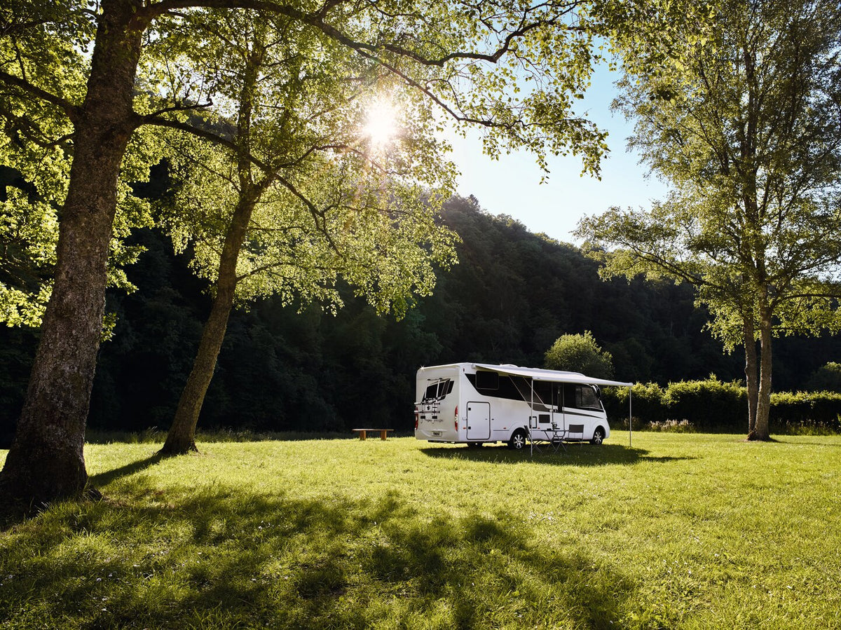 Thule OMNISTOR 5200A,400cm,Fb31 m.Motor(L2)