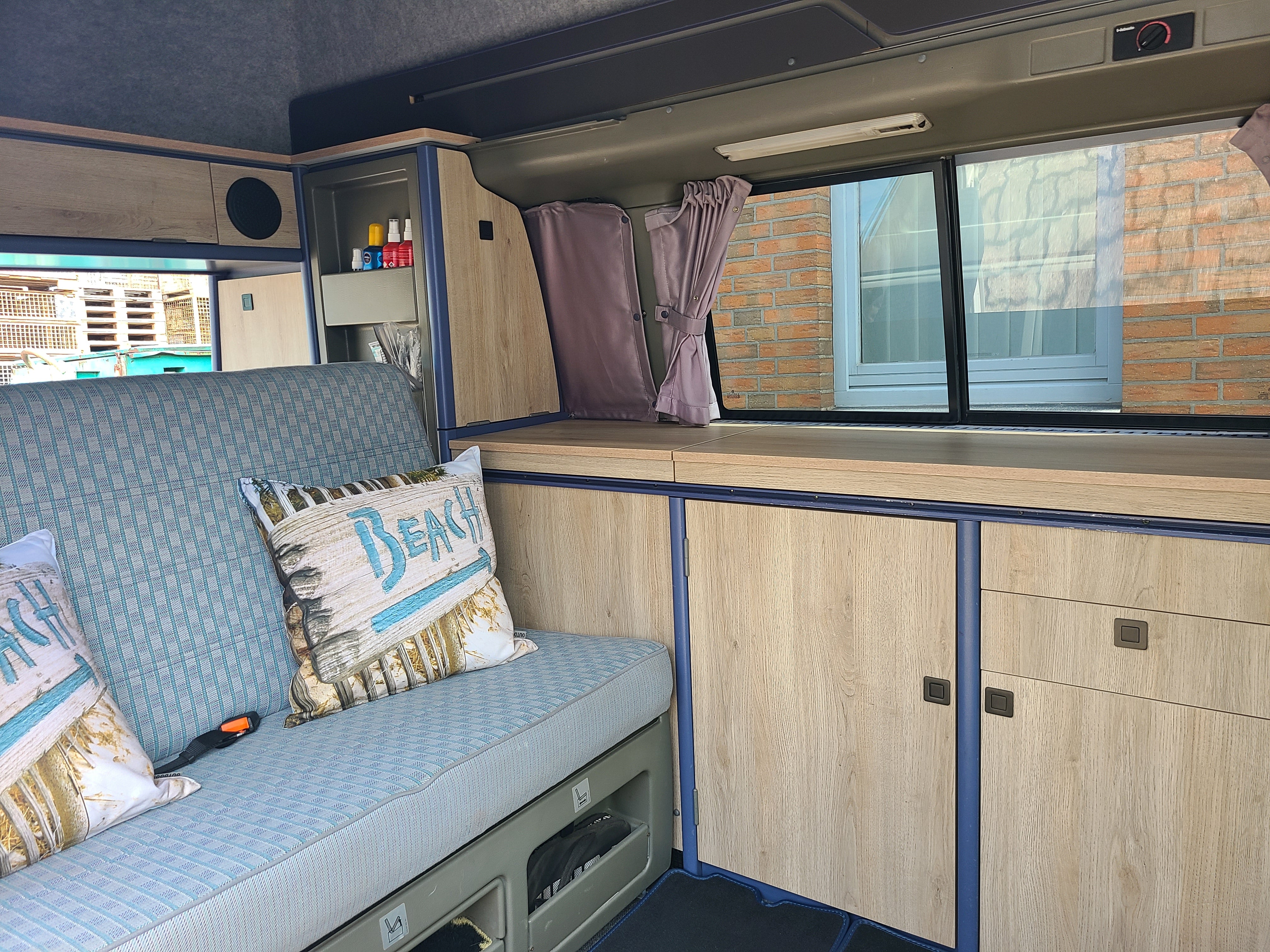 Kundenausbau Bulli von Pantheratec nachher 