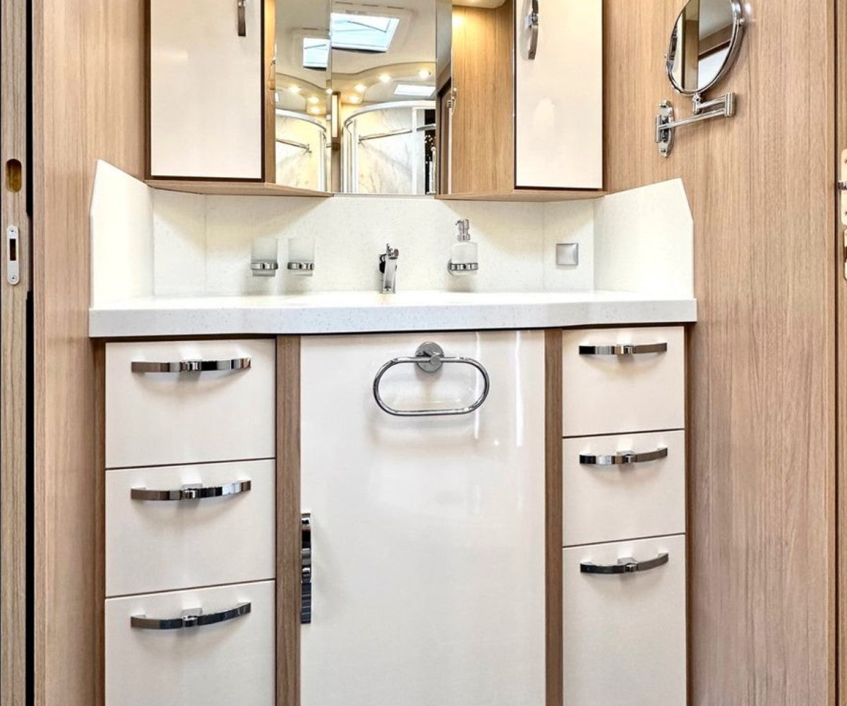 Push Lock Montagebeispiel