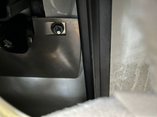 Prick Schutzblech Einbruchschutz für die Fahrertür Fiat Ducato Wohnmobil